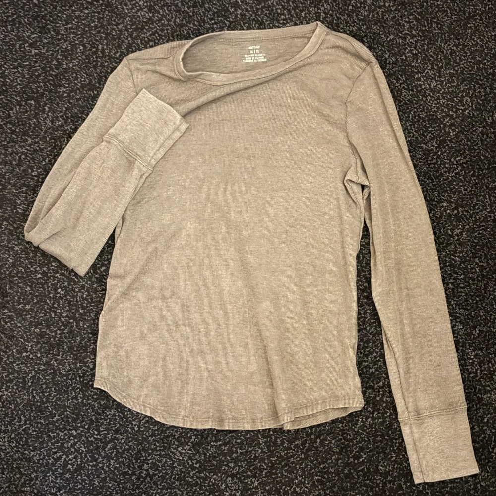 Aerie Heather Green Long Sleeve Tee